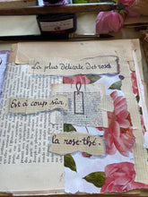 Load image into Gallery viewer, La rose thé