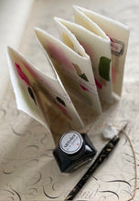 Load image into Gallery viewer, Cahier d'artiste " L'alchimie du verbe"