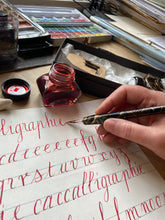 Charger l'image dans la galerie, Coffret calligraphie (1 porte-plume, 3 plumes et 1 encrier)