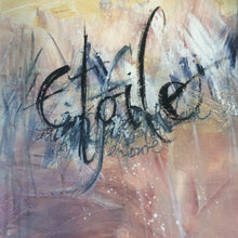 Charger l'image dans la galerie, L'étoile est belle parce qu'elle laisse deviner l'infin dont elle s'entoure.