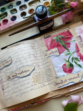 Load image into Gallery viewer, La rose thé
