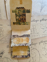Load image into Gallery viewer, Petit carnet à compléter
