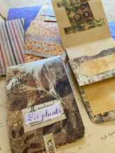 Load image into Gallery viewer, Petit carnet à compléter

