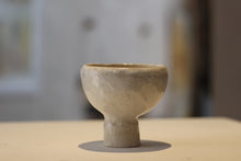 Load image into Gallery viewer, Stoneware bowl
