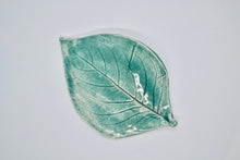 Load image into Gallery viewer, Ceramic leaf tray
